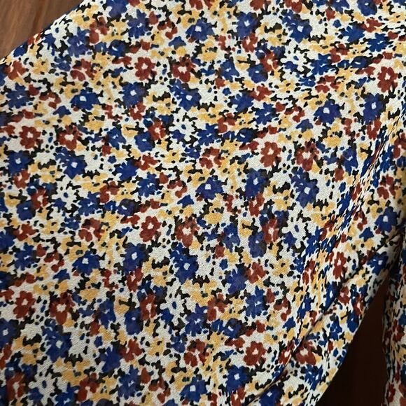 Floral Bohemian Dress with Sleeves! - Picture 3 of 10
